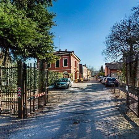 Italianflat - Verona'S River, Free Parking For Car & Bike, Nature, Relax Buitenkant foto