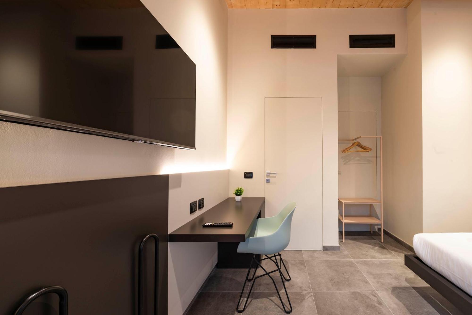 Italianflat - Verona'S River, Free Parking For Car & Bike, Nature, Relax Buitenkant foto