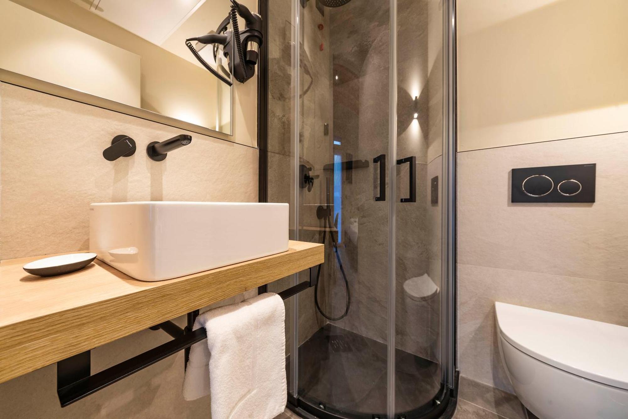 Italianflat - Verona'S River, Free Parking For Car & Bike, Nature, Relax Buitenkant foto