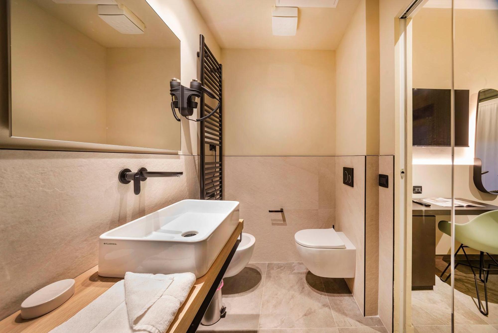 Italianflat - Verona'S River, Free Parking For Car & Bike, Nature, Relax Buitenkant foto