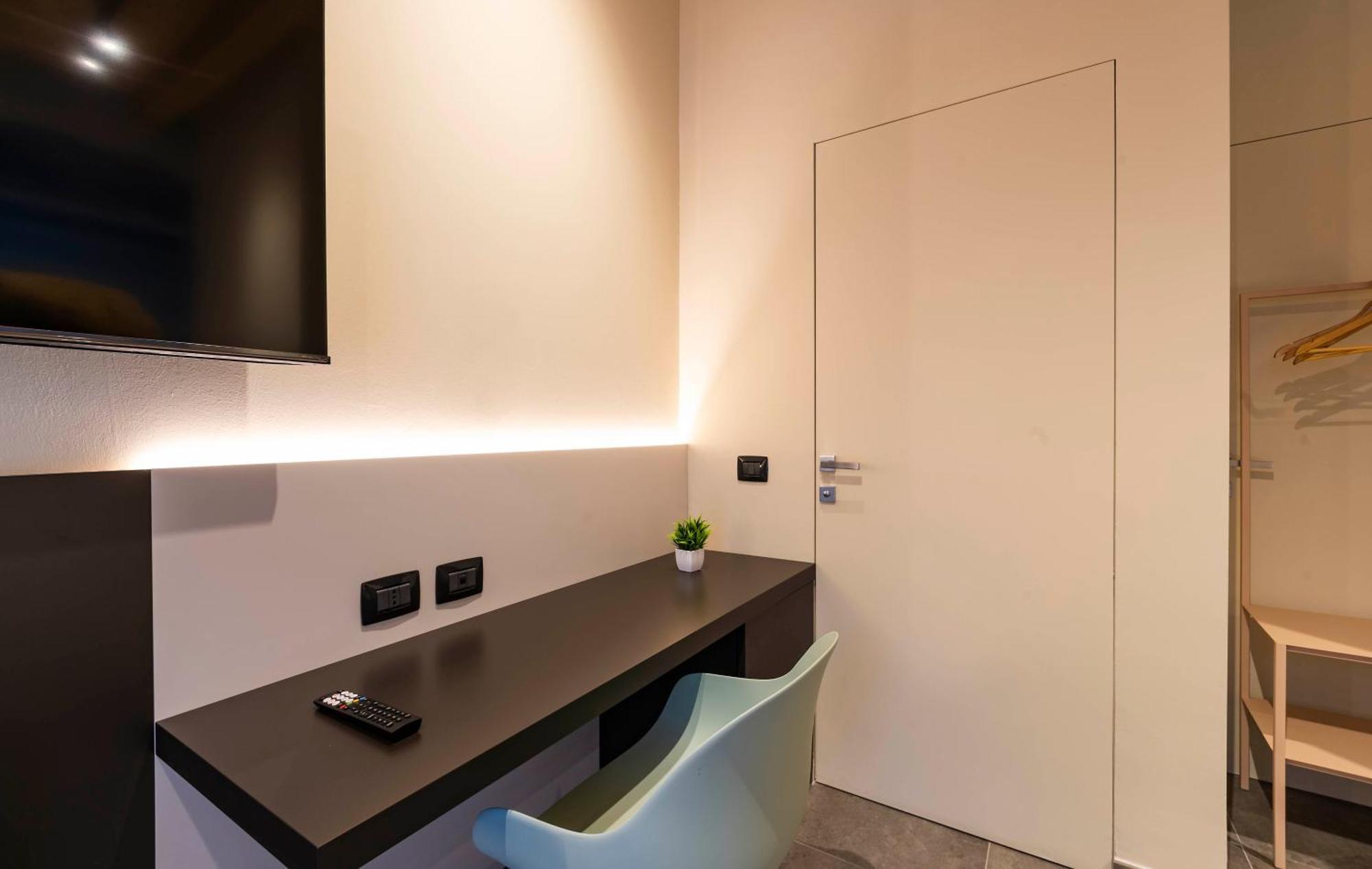Italianflat - Verona'S River, Free Parking For Car & Bike, Nature, Relax Buitenkant foto